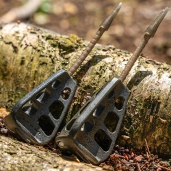 Korum Arrowhead Distance Method Feeders